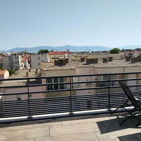Appartement Maido *